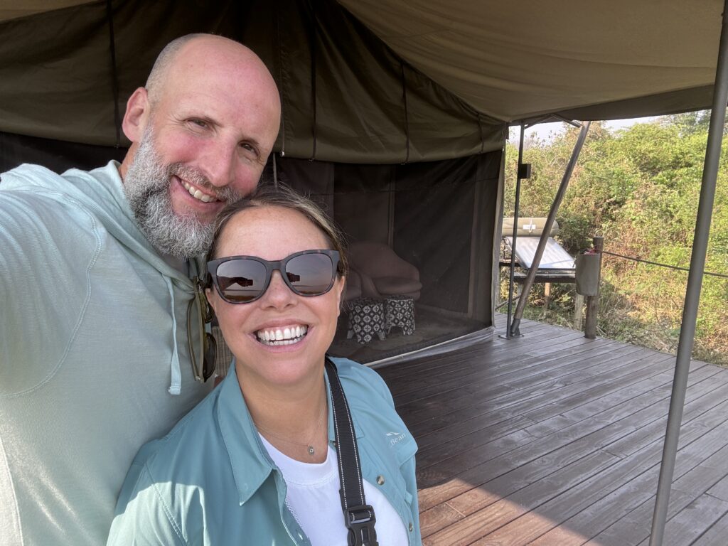 Africa Travel Guide: Selfie Akagera Camp